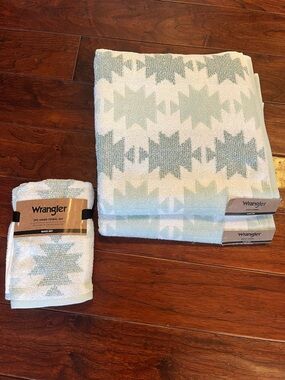 Wrangler Quick Dry Bath and Hand Towel Set